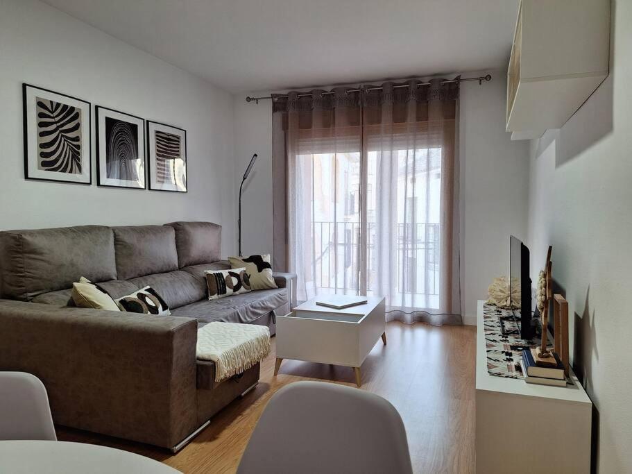 Apartamento Plaza Espana De Luqueアパートメント エクステリア 写真