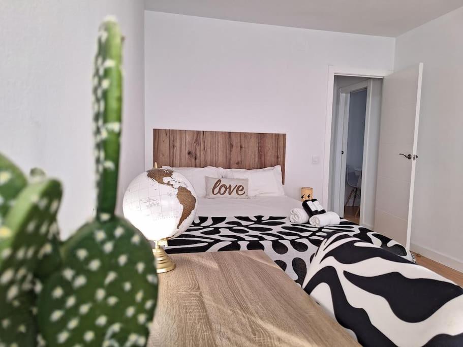 Apartamento Plaza Espana De Luqueアパートメント エクステリア 写真